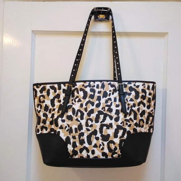 Large Shoulder Tote Handbag - Picture 4 of 16
